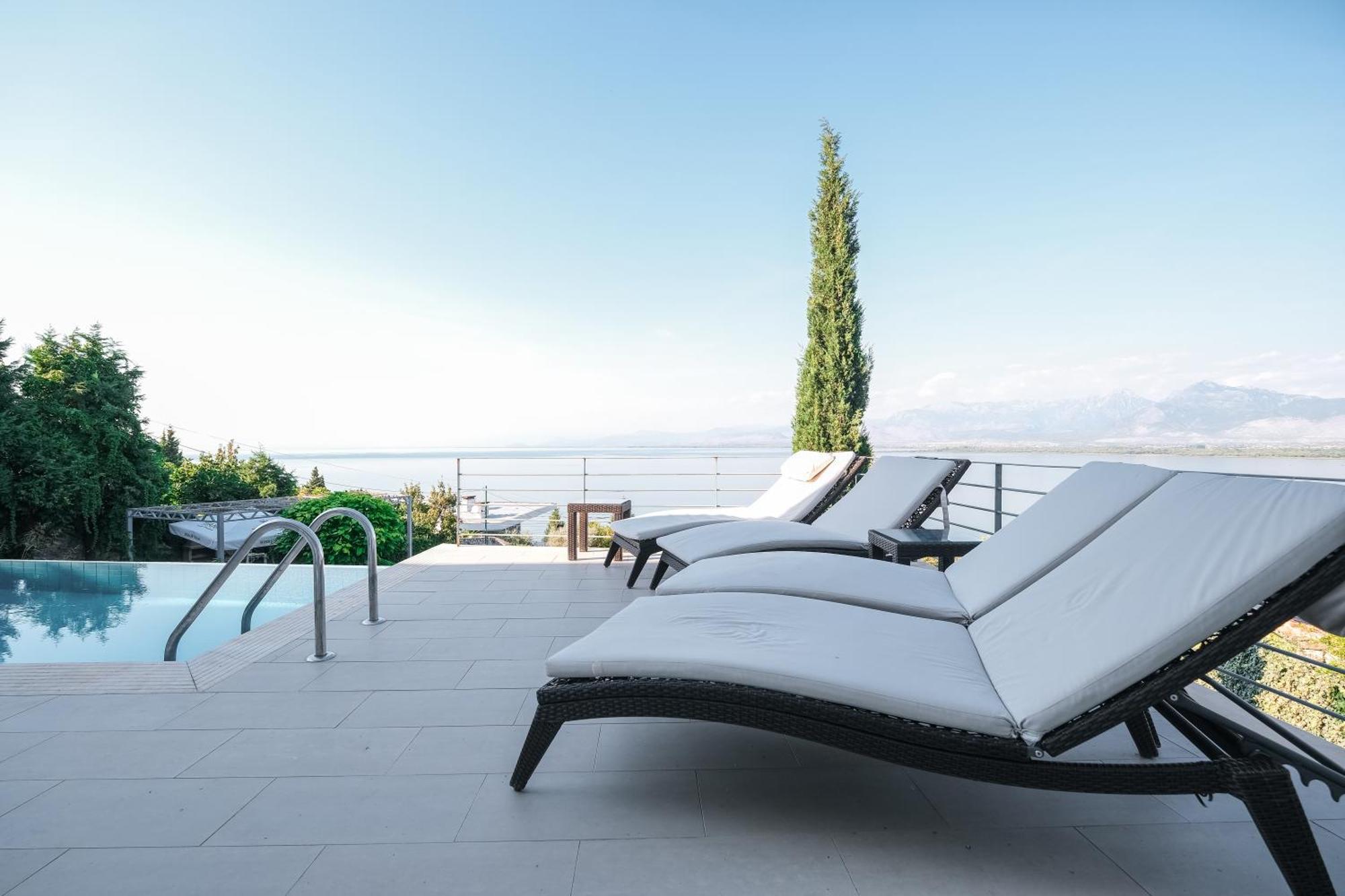 Exclusive Lake Villa Široka Exterior photo