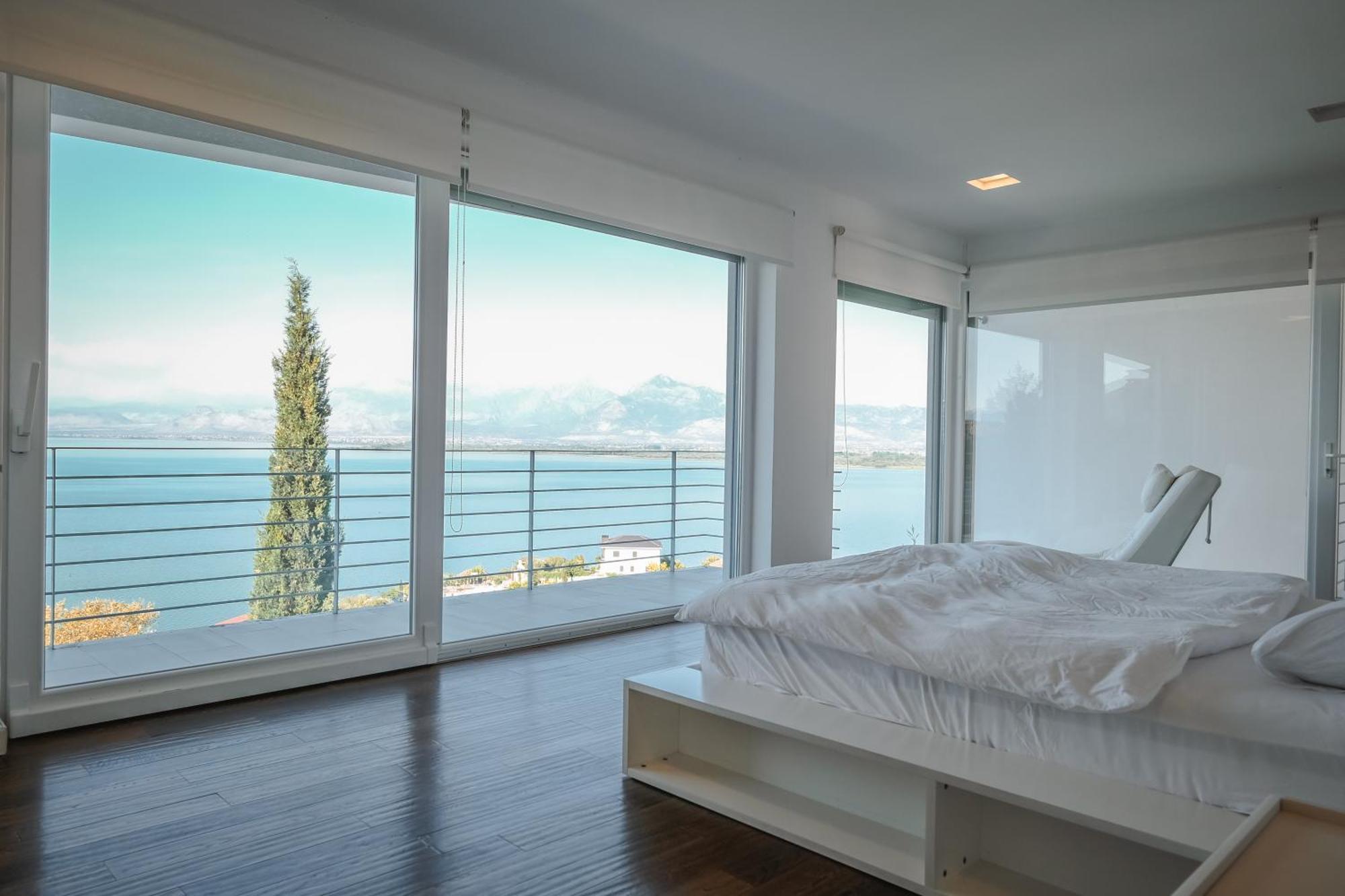 Exclusive Lake Villa Široka Exterior photo
