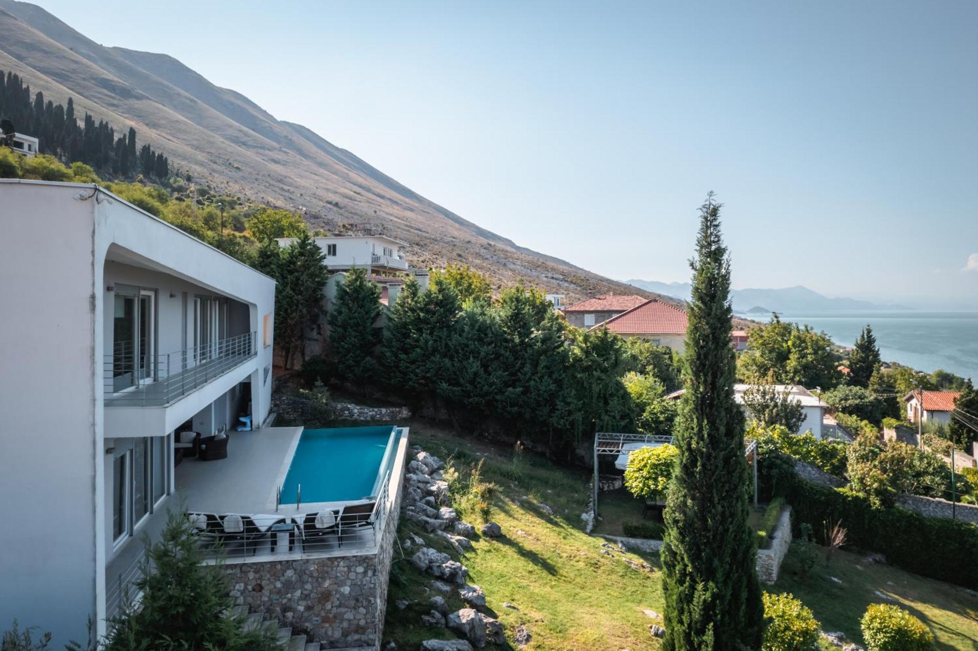 Exclusive Lake Villa Široka Exterior photo